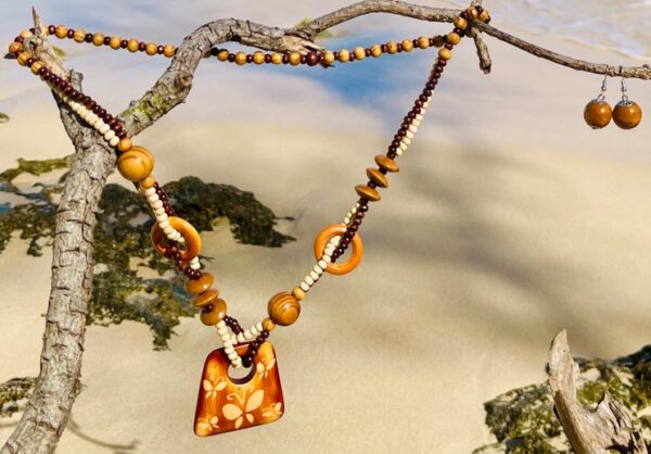 Handmade Wooden Necklace and Earrings set - Image 3