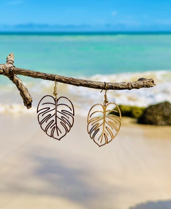 Leaf Style Gold Tone Earrings