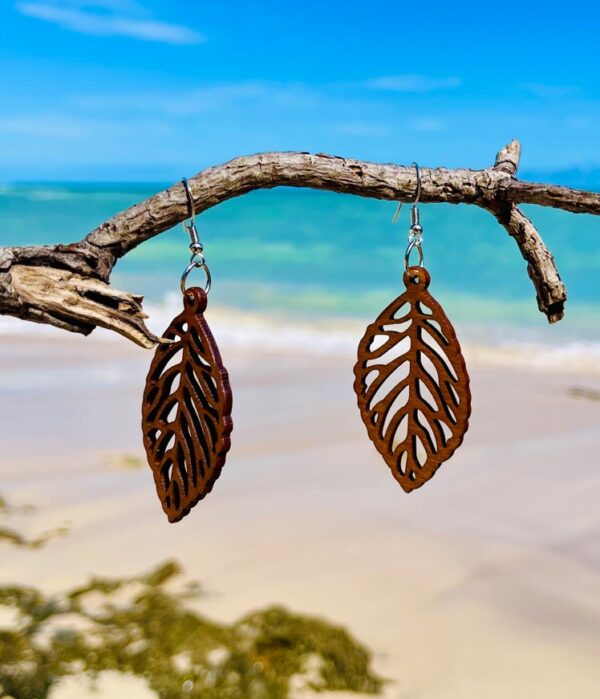 Wooden Philodendron Leaf Style Earrings - Image 3